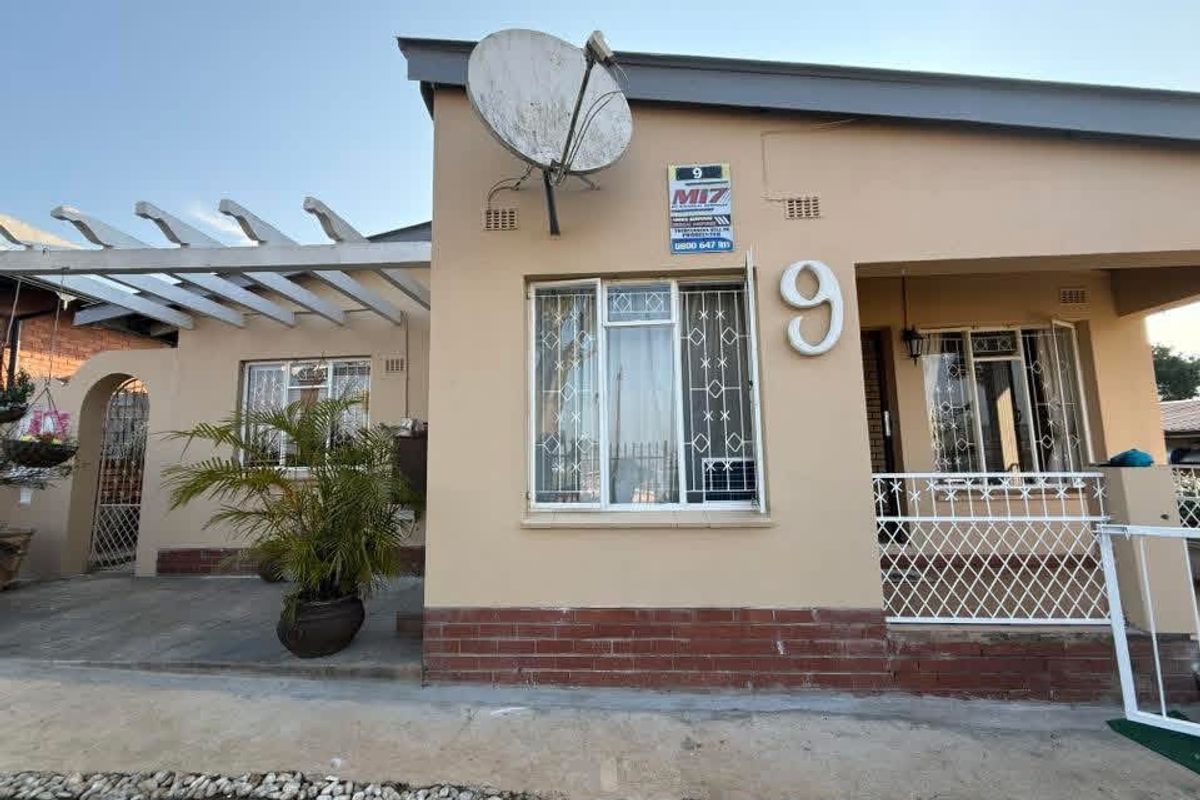 Turn the Key to a move in Ready Gem!!!! - Photo 2