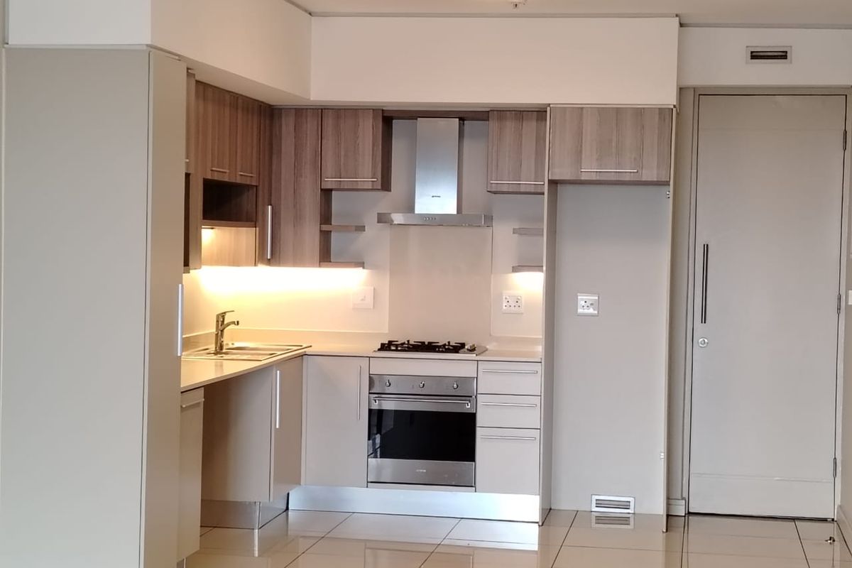 Stunning 2 Bedroom Apartment for sale in Rosebank, Sandton  - Photo 3