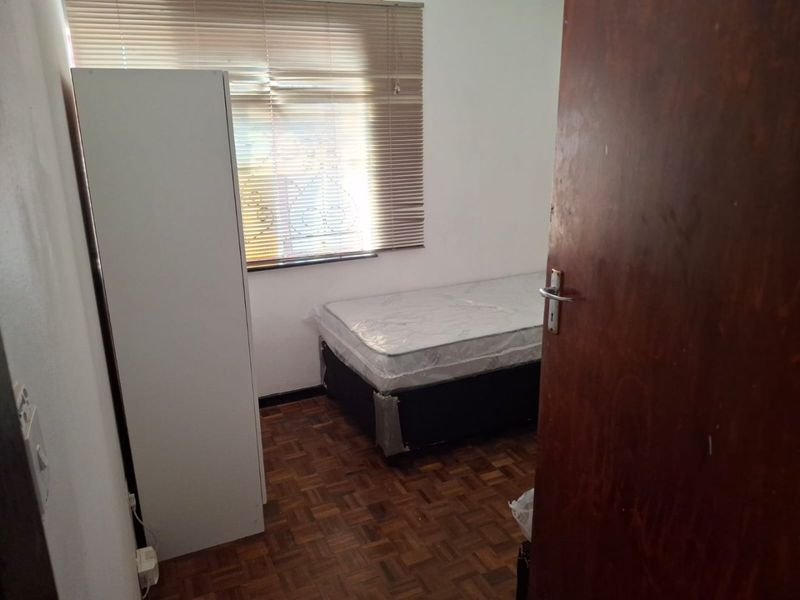 STUDENT ACCOMMODATION & MORE - Photo 9