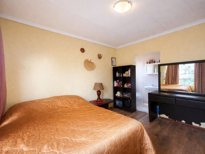 3 Bedroom Town house for Sale in Heuwelsig Estate, Centurion – Double Security Living! - Photo 3