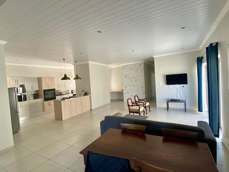 MODERN FAMILY DUET IN BLUE MOUNTAIN VILLAGE WITH SCENIC MOUNTAIN VIEWS - Photo 6