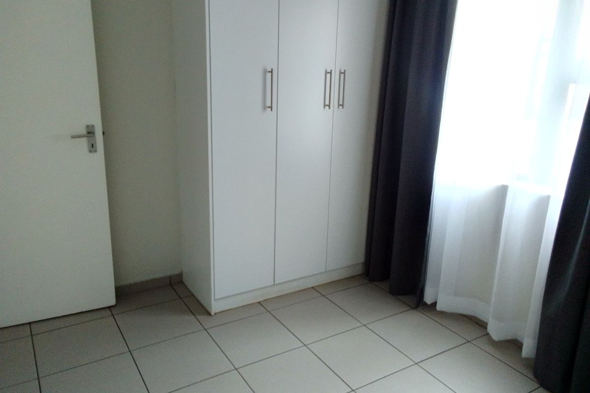 Beautiful 2-Bedroom Apartment for Rent - Photo 4