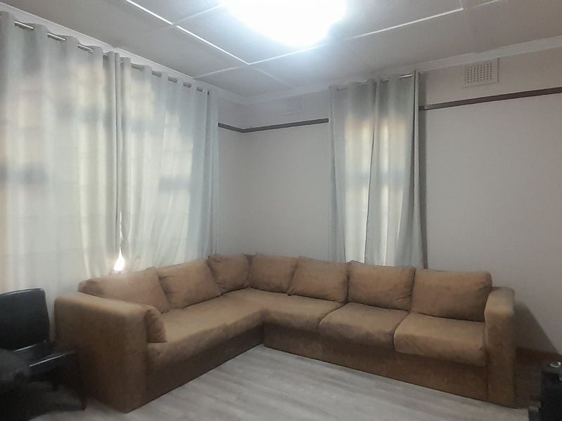 Business Premises. - Photo 4