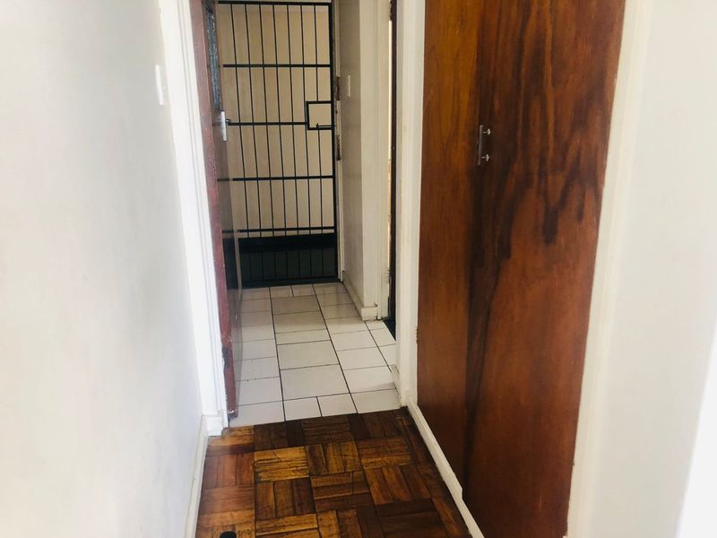 A Studio Apartment To Let In Durban Central, Durban - Photo 3