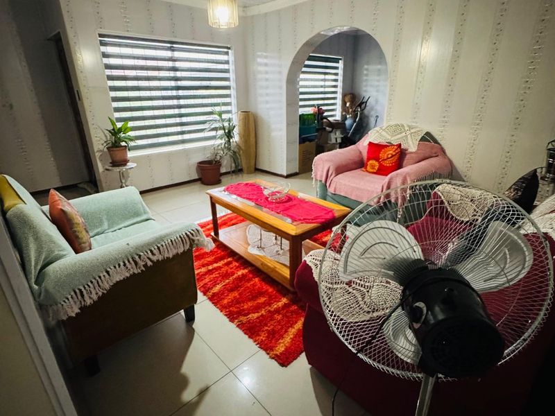 4 Bed House in Bhisho Central for Sale - Photo 5