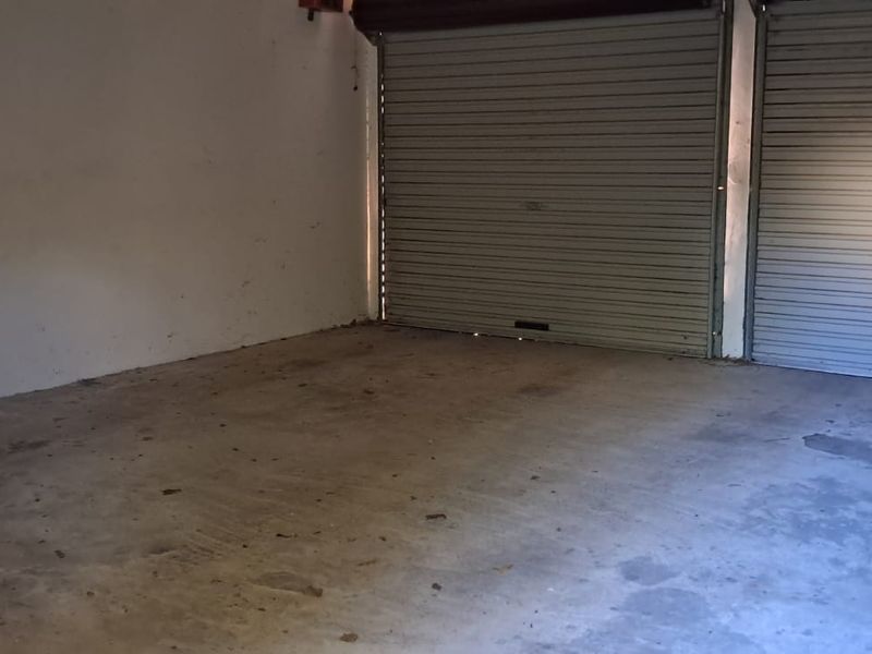 RENOVATORS THIS IS THE OPPORTUNITY YOU’VE BEEN WAITING FOR! - Photo 2