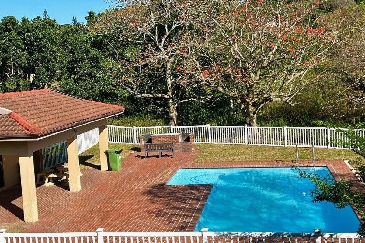 Easy Secure Living In A Well Kept Estate - Photo 3