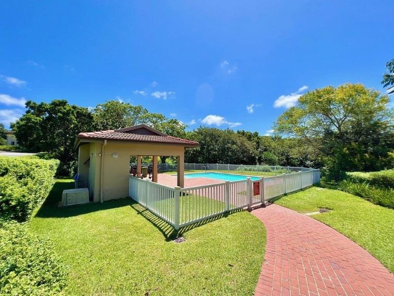 Easy Secure Living In A Well Kept Estate - Photo 1