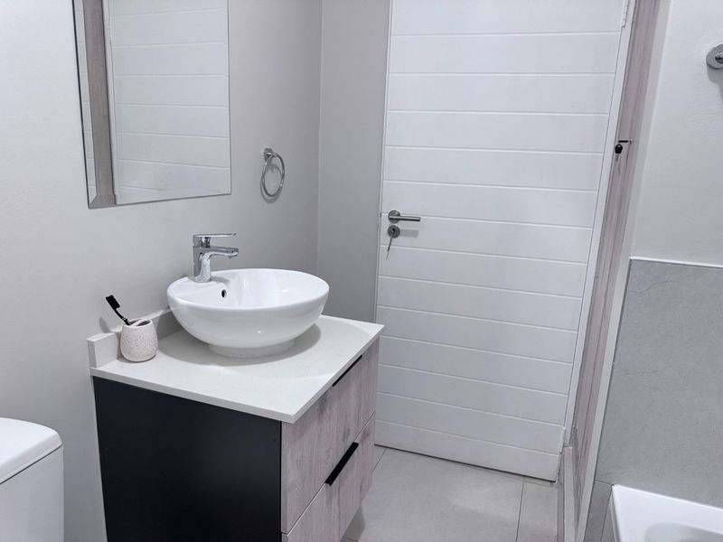 93 On New, Midrand is a perfect example of where modern living meets smart property positioning - Photo 2