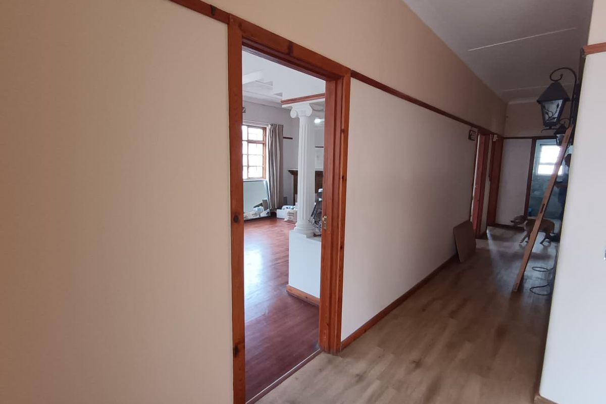 Well Located Commercial Office Space Available in Newton Park - Photo 4