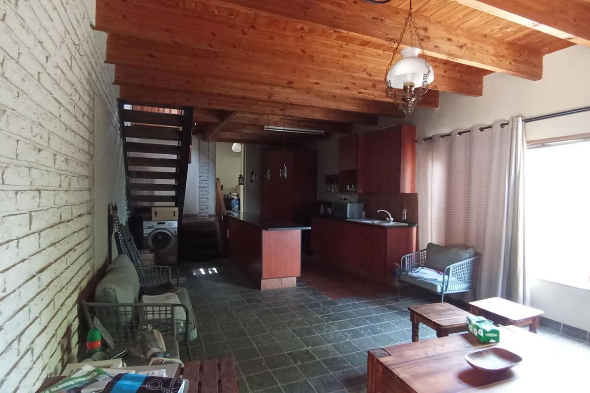 4 bedroom, 2 bathroom, 3 living areas in Waterkloof Ridge  - Photo 5