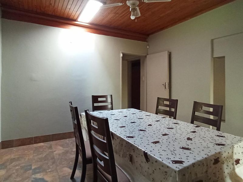 4 bedroom, 2 bathroom, 3 living areas in Waterkloof Ridge  - Photo 10