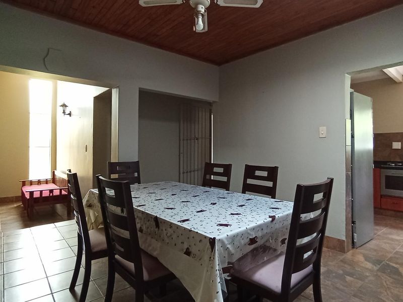 4 bedroom, 2 bathroom, 3 living areas in Waterkloof Ridge  - Photo 9