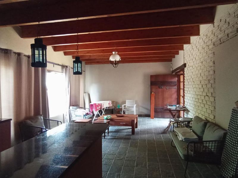 4 bedroom, 2 bathroom, 3 living areas in Waterkloof Ridge  - Photo 6