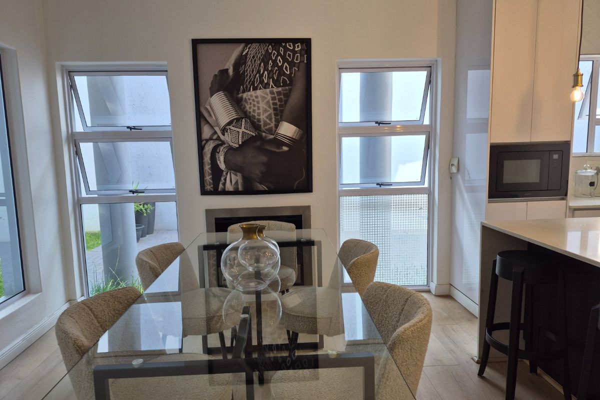 4 Bedroom, 3 Bathroom Cluster with garden and swimming pool - Photo 5