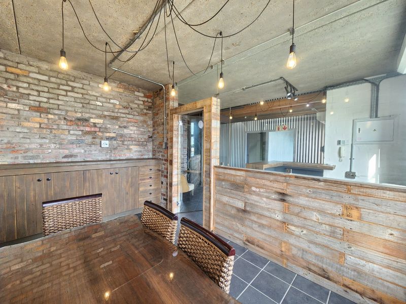 Versatile 180m2 Office & Storage Space To Rent - Photo 2