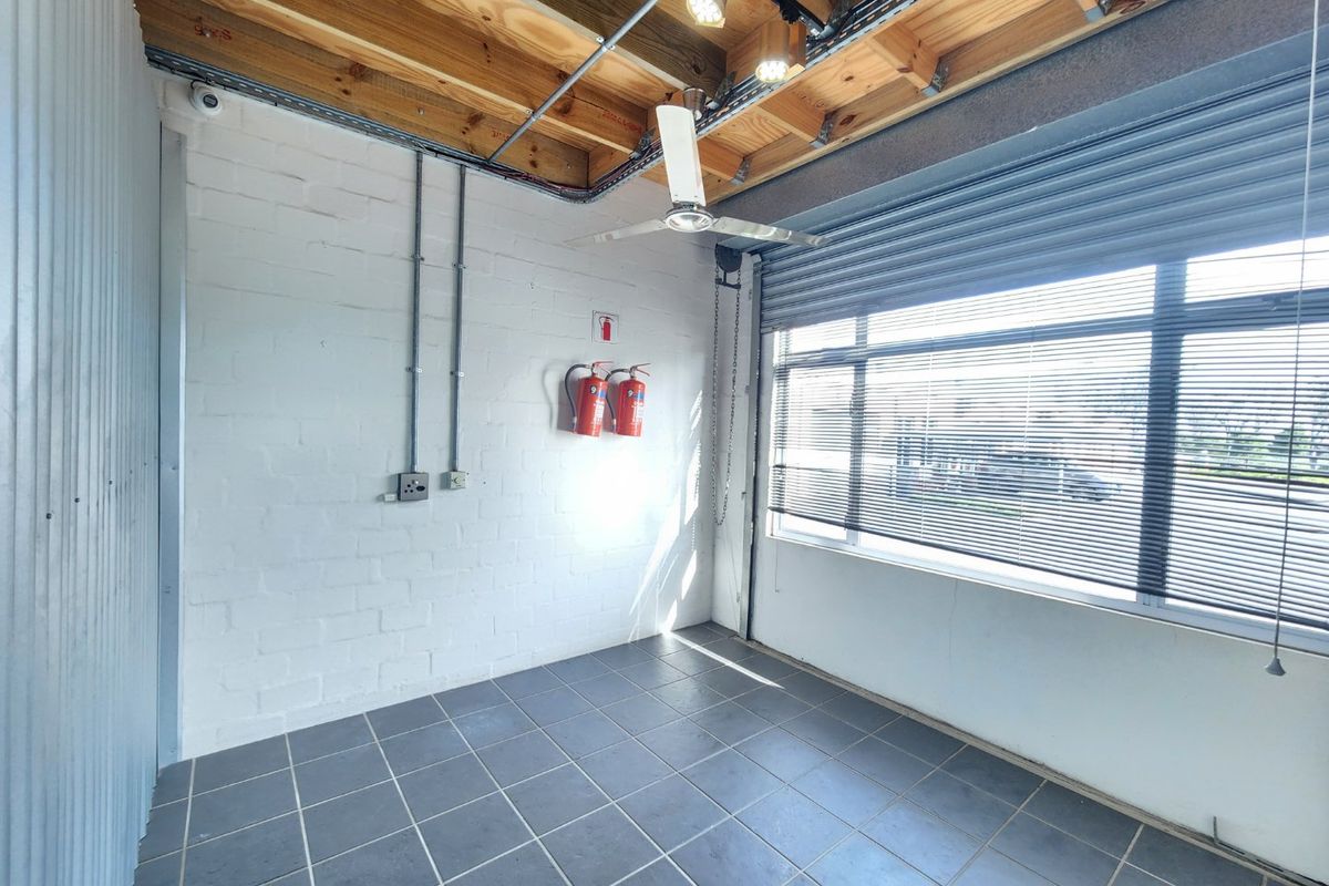 Versatile 180m2 Office & Storage Space To Rent - Photo 5