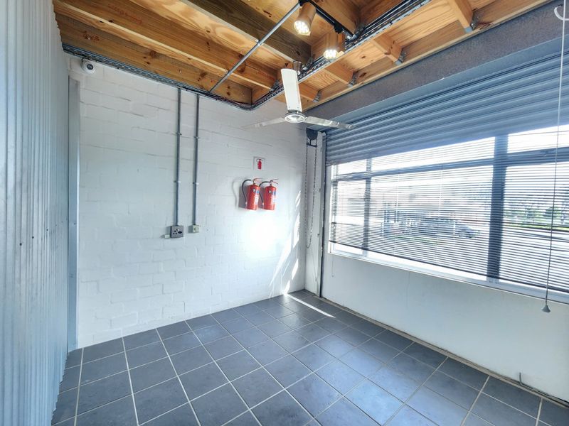 Versatile 180m2 Office & Storage Space To Rent - Photo 5