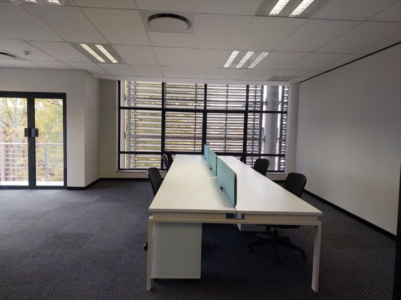 Premium Fully Furnished Office Suite to Let – Rivonia CBD - Photo 8