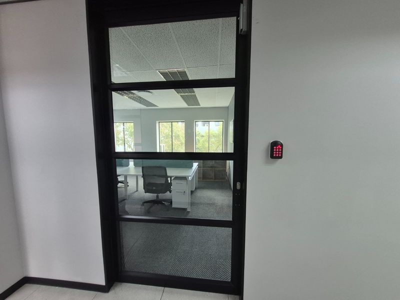 Premium Fully Furnished Offices to let in Bryanston - Photo 10