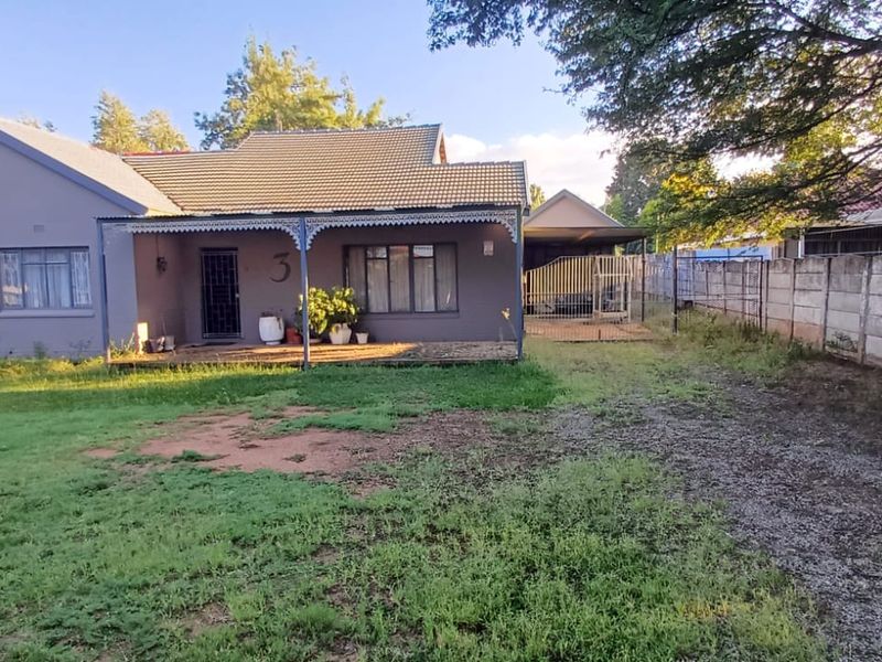 3 Bedroom Home with Huge Potential in Wilkoppies - Photo 2