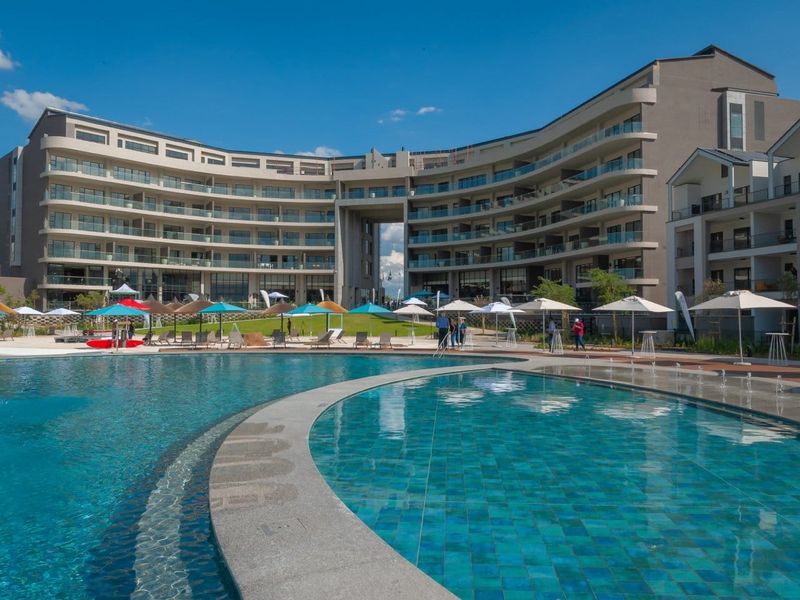 Modern 2 Bedroom Apartment to rent in Munyaka, Waterfall City Midrand  - Photo 9