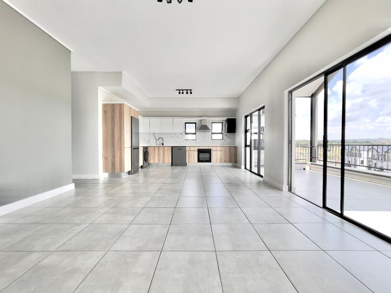 2 Bedroom 2 Bathroom Penthouse - Photo 6