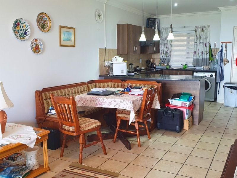 Coastal Comfort and Sea Views in Dana Bay - Photo 8