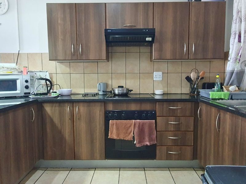 Coastal Comfort and Sea Views in Dana Bay - Photo 5