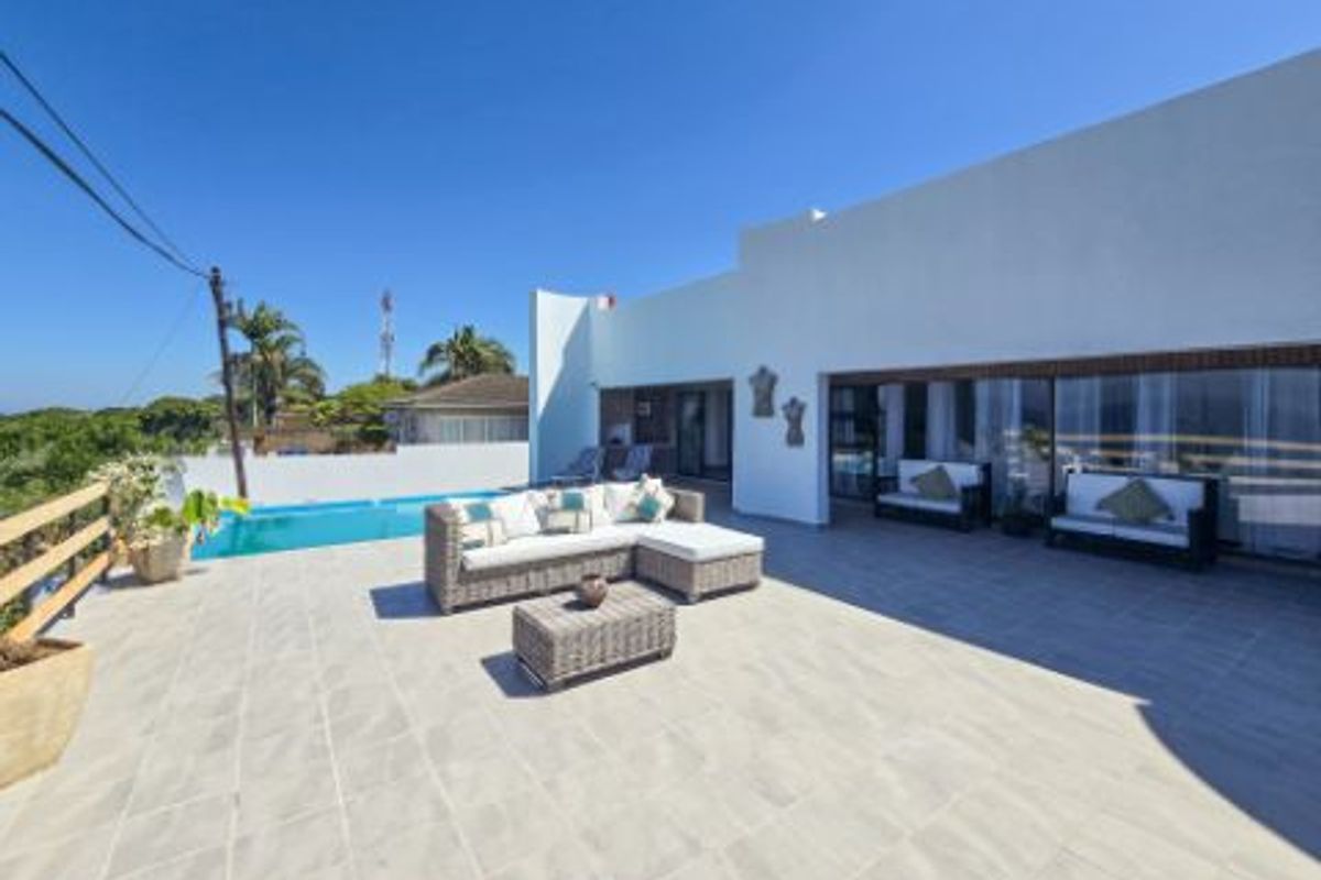 Dream Home With Stunning Seaviews – Double-Story Renovation - Photo 4