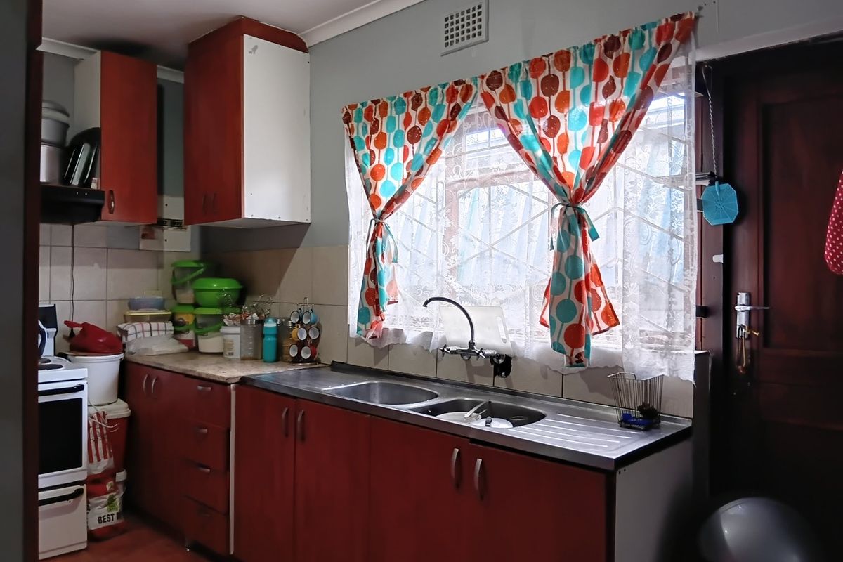 2  Bedroom house for sale in Somerset Heights - Photo 3