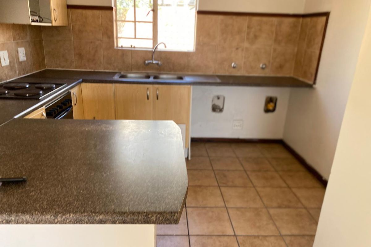 2 BEDRROOMS 1 FULL BATHROOM APARTMENT AVAILABLE FOR SALE IN EQUESTRIA - Photo 4