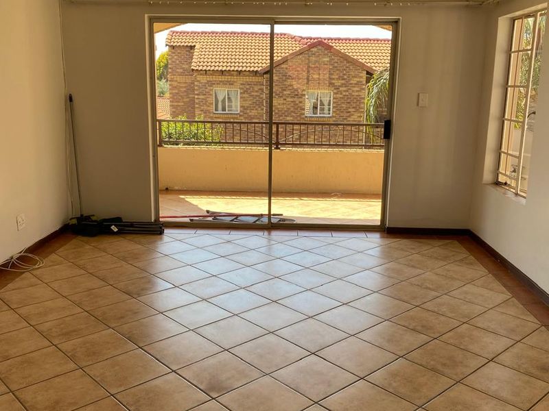 2 BEDRROOMS 1 FULL BATHROOM APARTMENT AVAILABLE FOR SALE IN EQUESTRIA - Photo 8