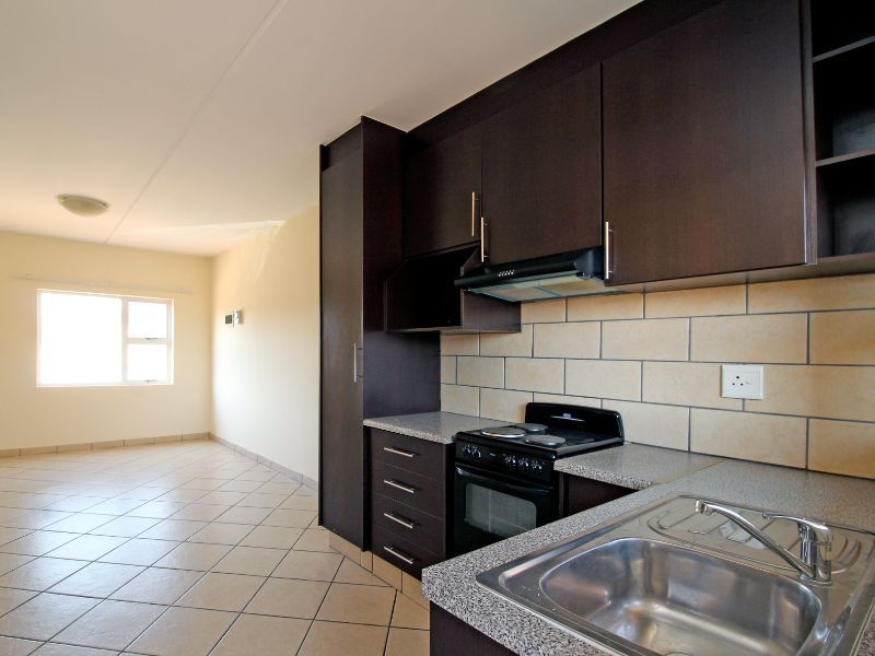 Property development for sale in Kempton Park- samuel complex - Photo 2