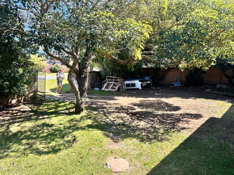 This neat, spacious house close to the beach is for sale - Photo 6