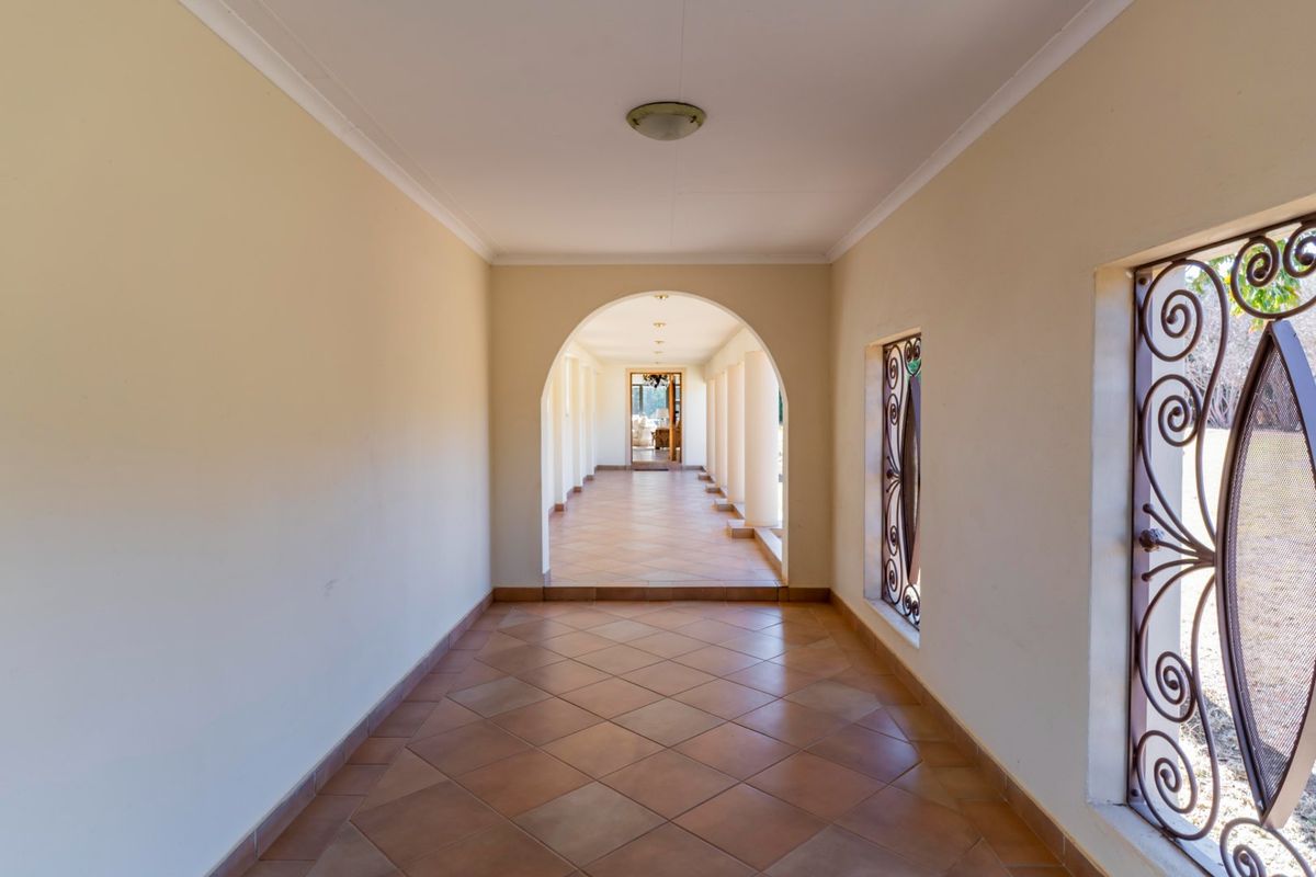 Welcome to a Masterpiece. - Photo 4