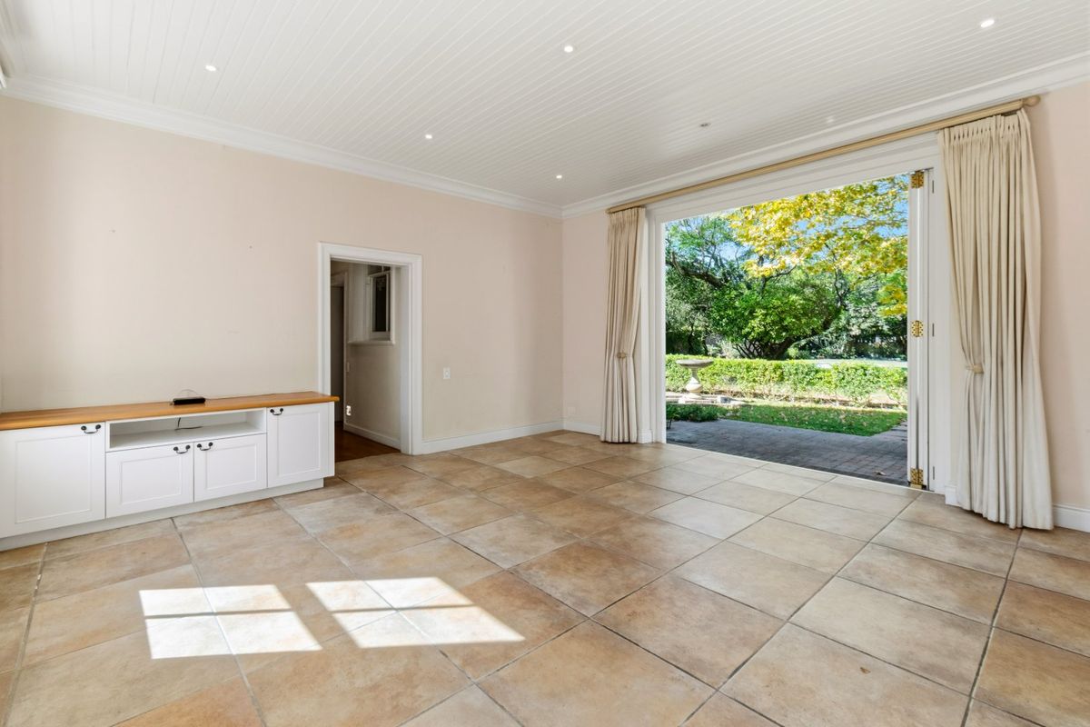 The perfect location - Photo 2