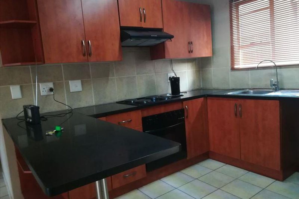 CLASSIC AND MODERN AT THE SAME TIME - Photo 3