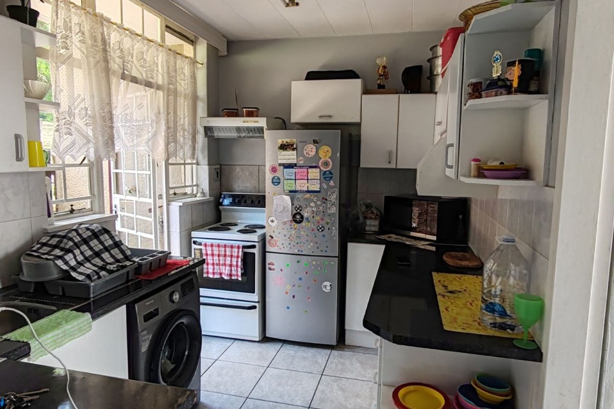 Modern Townhouse with Stylish and Functional Living - Photo 3