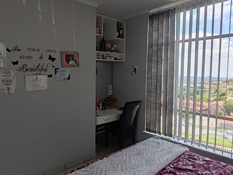 Modern Townhouse with Stylish and Functional Living - Photo 9