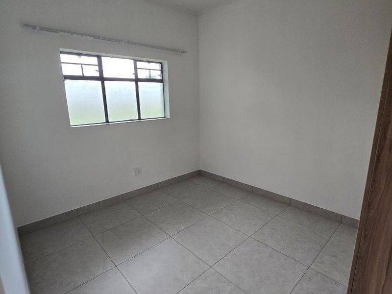 2bed1bath Ground floor with private garden - Photo 5