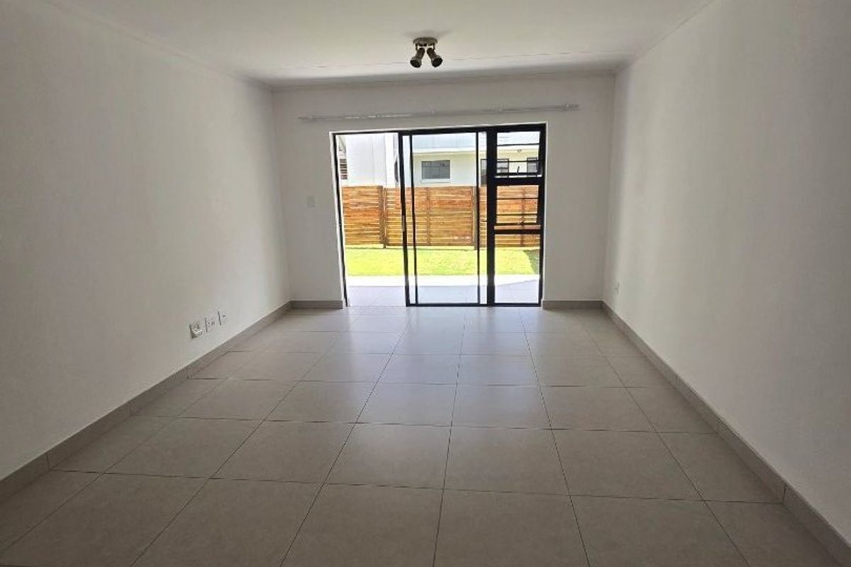 2bed2bath ground floor with garden - Photo 3