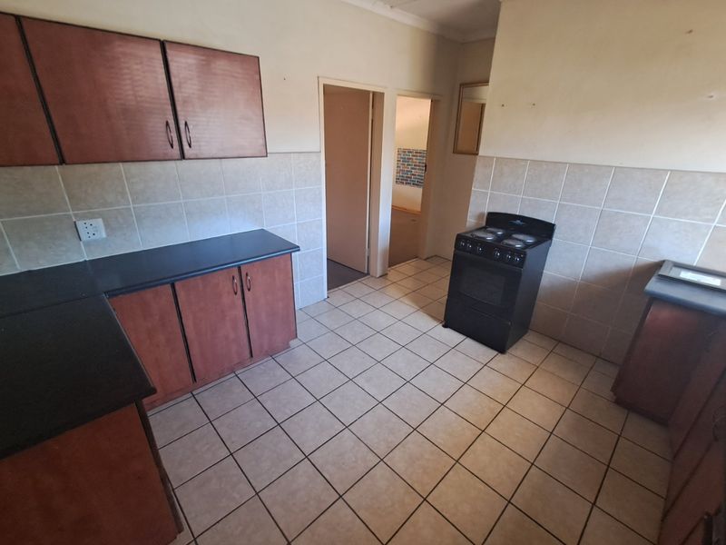 4 Bedroom house for sale in Stilfontein - Photo 9