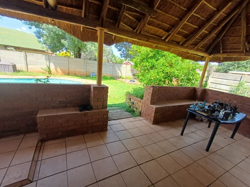 3 Bedroom house for sale in Stilfontein - Photo 10