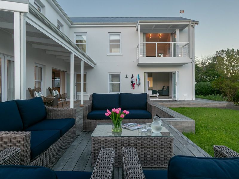 Refined Canal Residence on a Prime Deep-Water Position - Photo 3