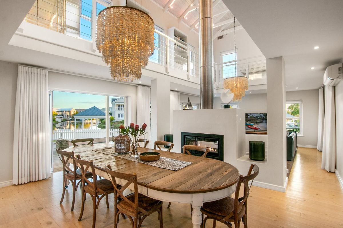 Refined Canal Residence on a Prime Deep-Water Position - Photo 5