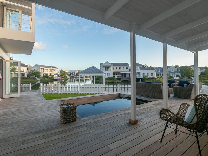 Refined Canal Residence on a Prime Deep-Water Position - Photo 10