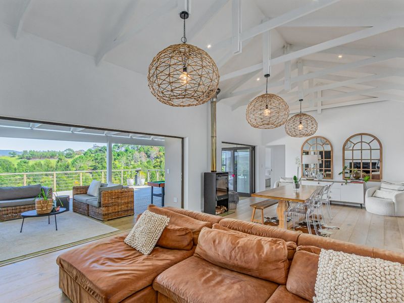 Where golden sunsets meet valley views and the Knysna Lagoon - Photo 3