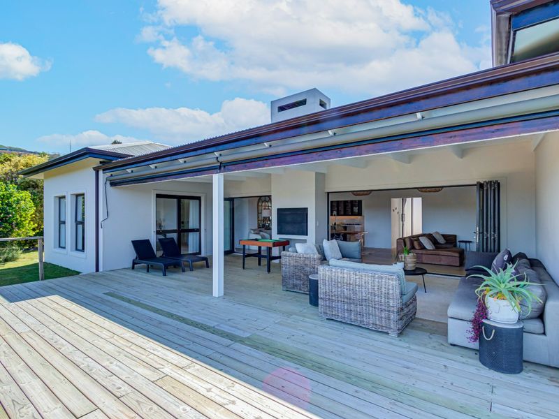 Where golden sunsets meet valley views and the Knysna Lagoon - Photo 2