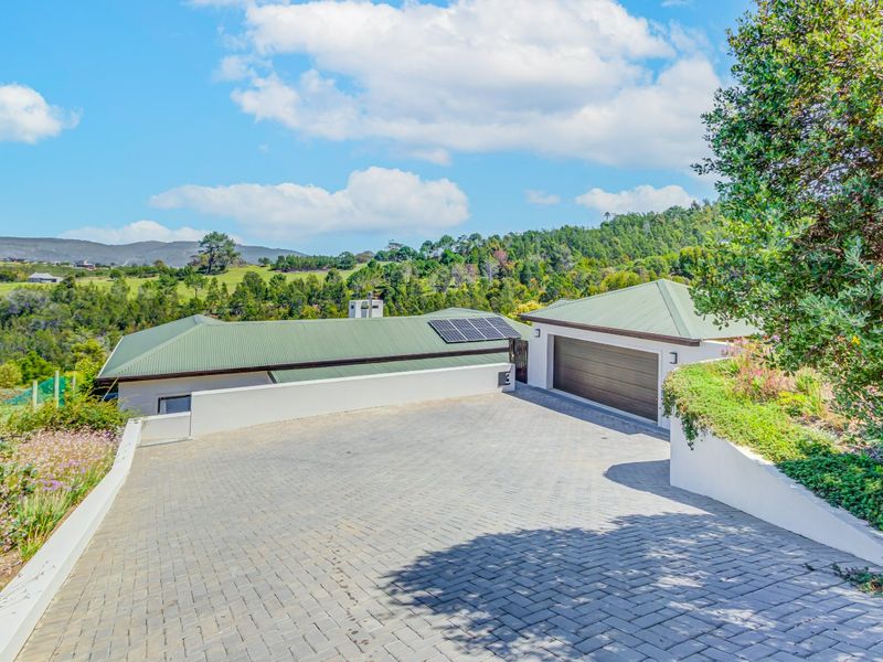 Where golden sunsets meet valley views and the Knysna Lagoon - Photo 10